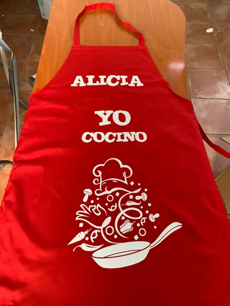 Delantal de cocina: muestra de trabajo de STAMPACOS